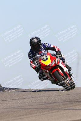 media/Oct-06-2025-2WTD (Mon) [[90522c3a0b]]/B Group/1120am (Grapevine)/